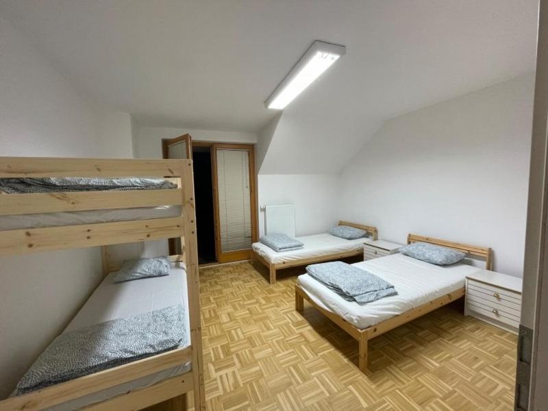 Buzahouse Hostel Ljubljana Exterior photo